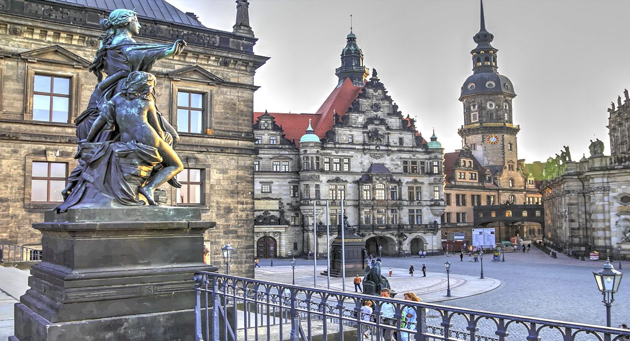 Dresden Reconstrucción de la ciudad.